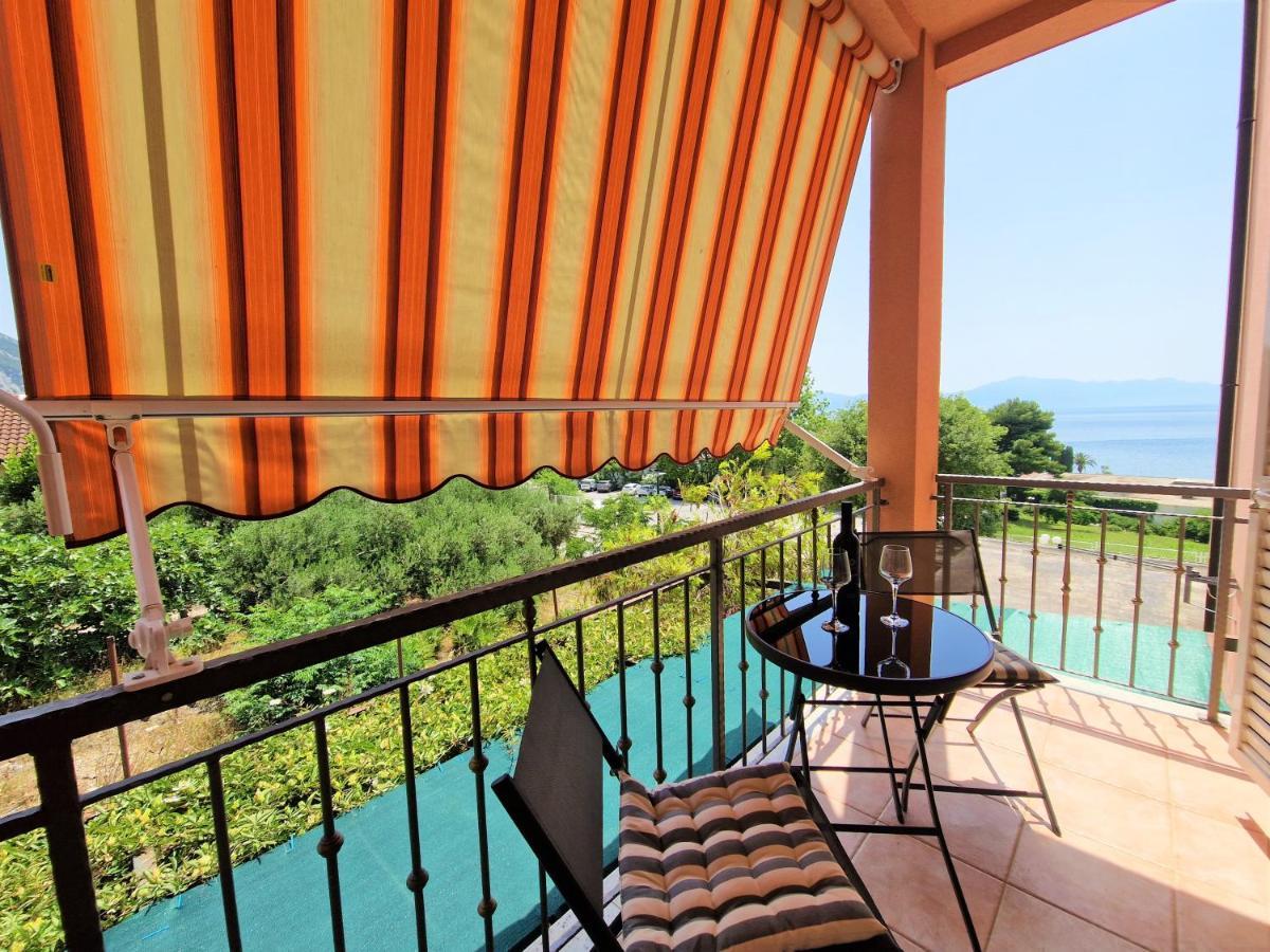 Apartment Ana - Gradac グラダツ エクステリア 写真